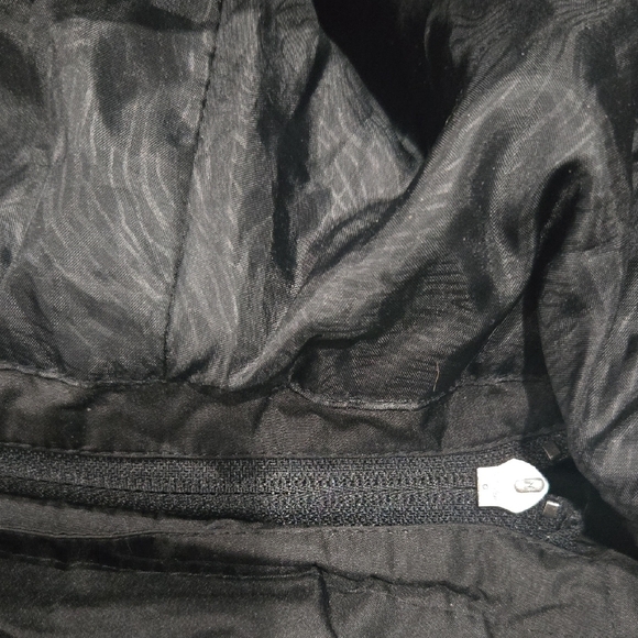 ZeroXposur Black and White Ski Jacket with Purple Accents, PL - Picture 11 of 11